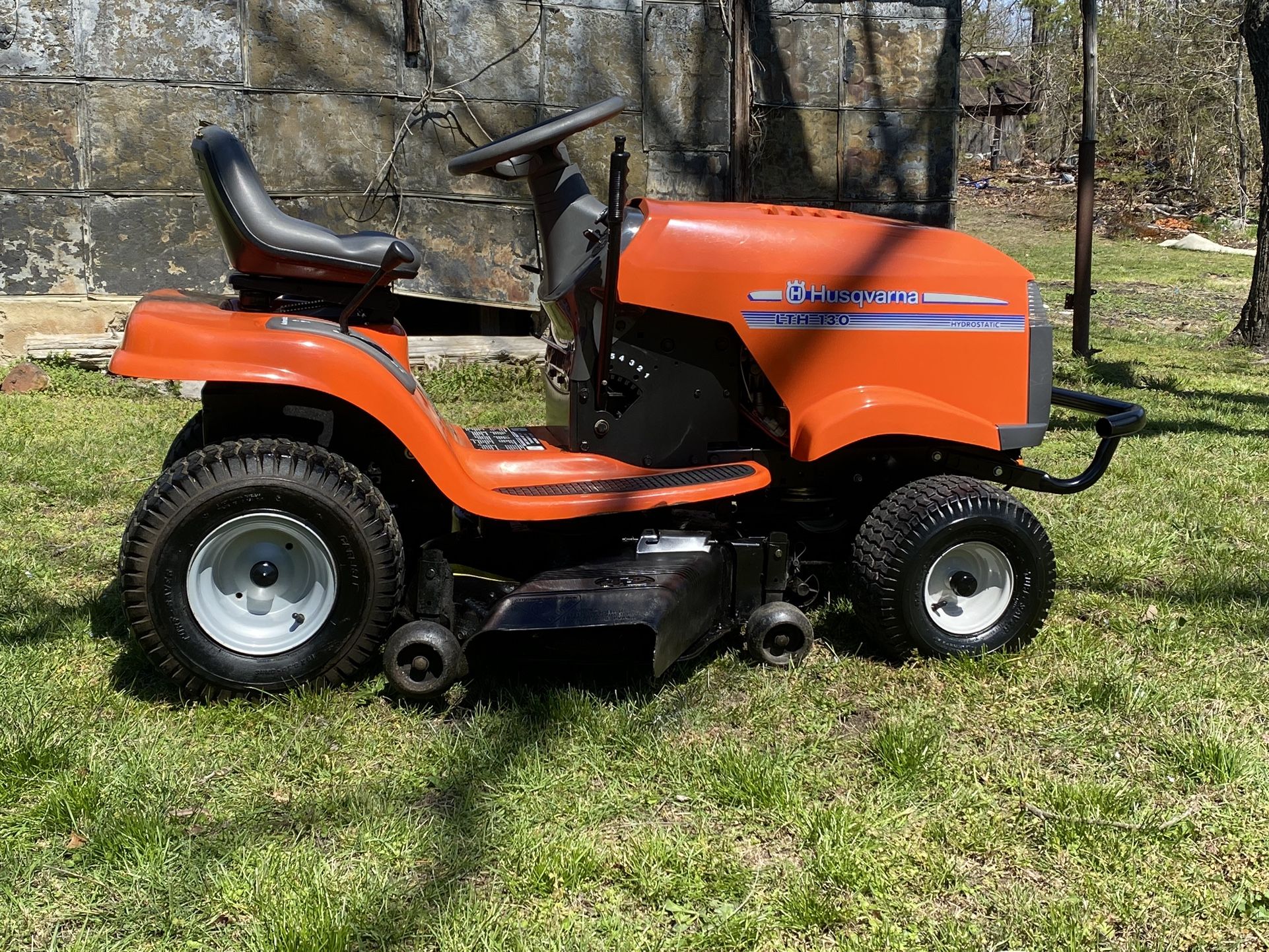 Husqvarna LTH 130 Hydrostatic Lawn Tractor For Sale In Lexington NC husqvarna-lth-130-hydrostatic-lawn-tractor-for-sale-in-lexington-nc