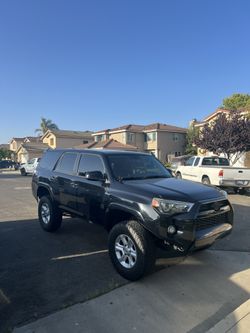 Toyota 4Runner 4x4 Sr5
