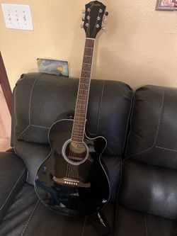 Acoustic electric fender guitar
