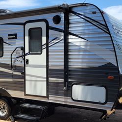 2018 Keystone Sprinter 22 Foot ... 3950 Pounds Empty Offering 