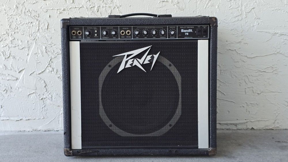 Peavey Bandit 75 - Guitar amplifier