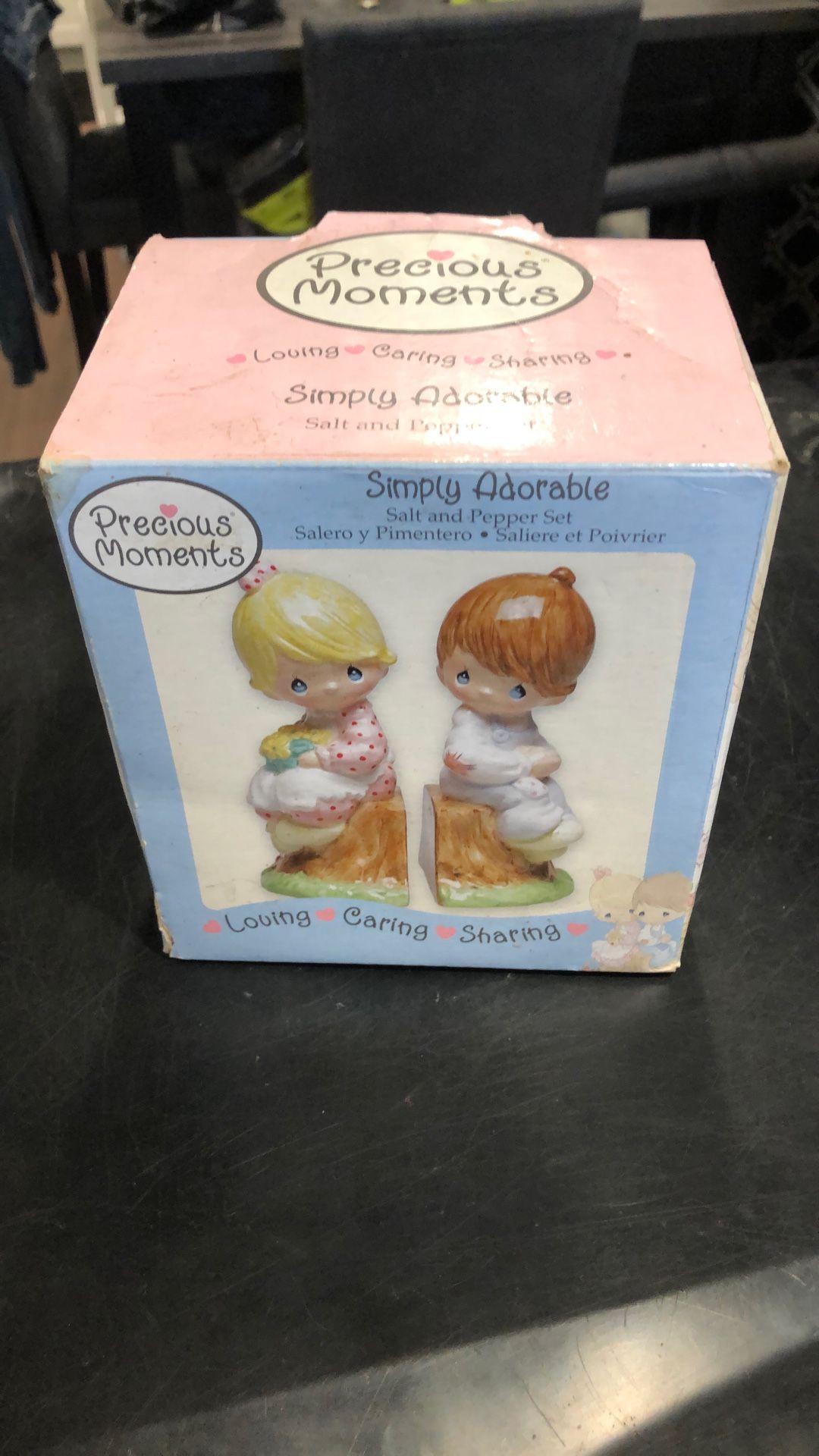 New Precious Moments, Salt And Pepper Set And Wax Warmer Scentsy Jungle Canopy Style