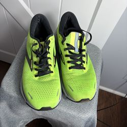Brooks Ghost 14 Neon Green Men’s Running Size 11.5
