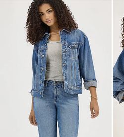 New Women’s Denim Jacket 