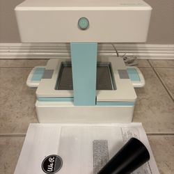 We R Memory Keepers Mold Press Vacuform Machine-White