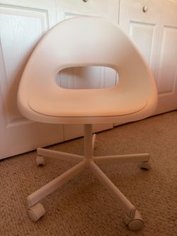 White swivel chair