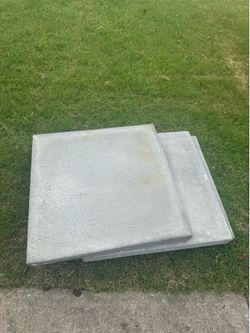 Concrete pads total of 5 for $200 obo