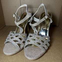 Champagne Heels (Women’s Size 9)
