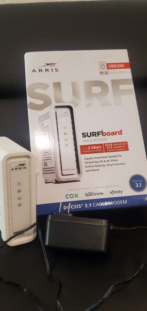 Arris SURFboard SB8200 Modem