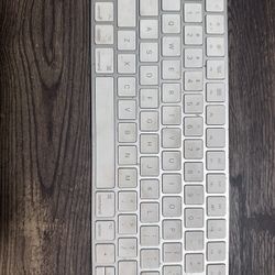 Apple Magic Keyboard