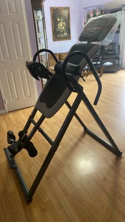 INNOVA. Heavy Duty Deluxe Inversion Table. Comfort Lumbar Support 