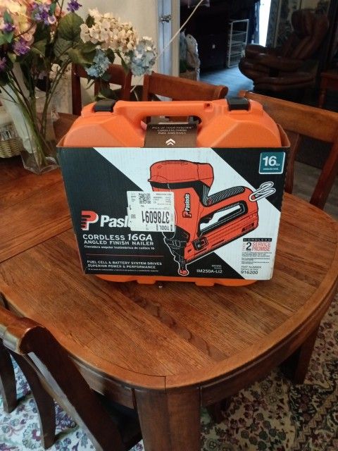Paslode Cordless 16GA Angled Finish Nailor