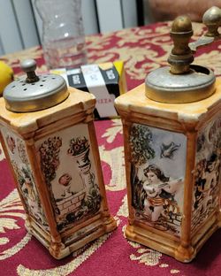 Vintage 2 Capodimonte salt y pepper shakers