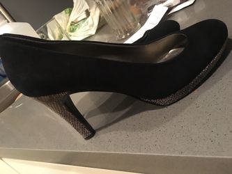 Bandolino black heels size 7 1/2
