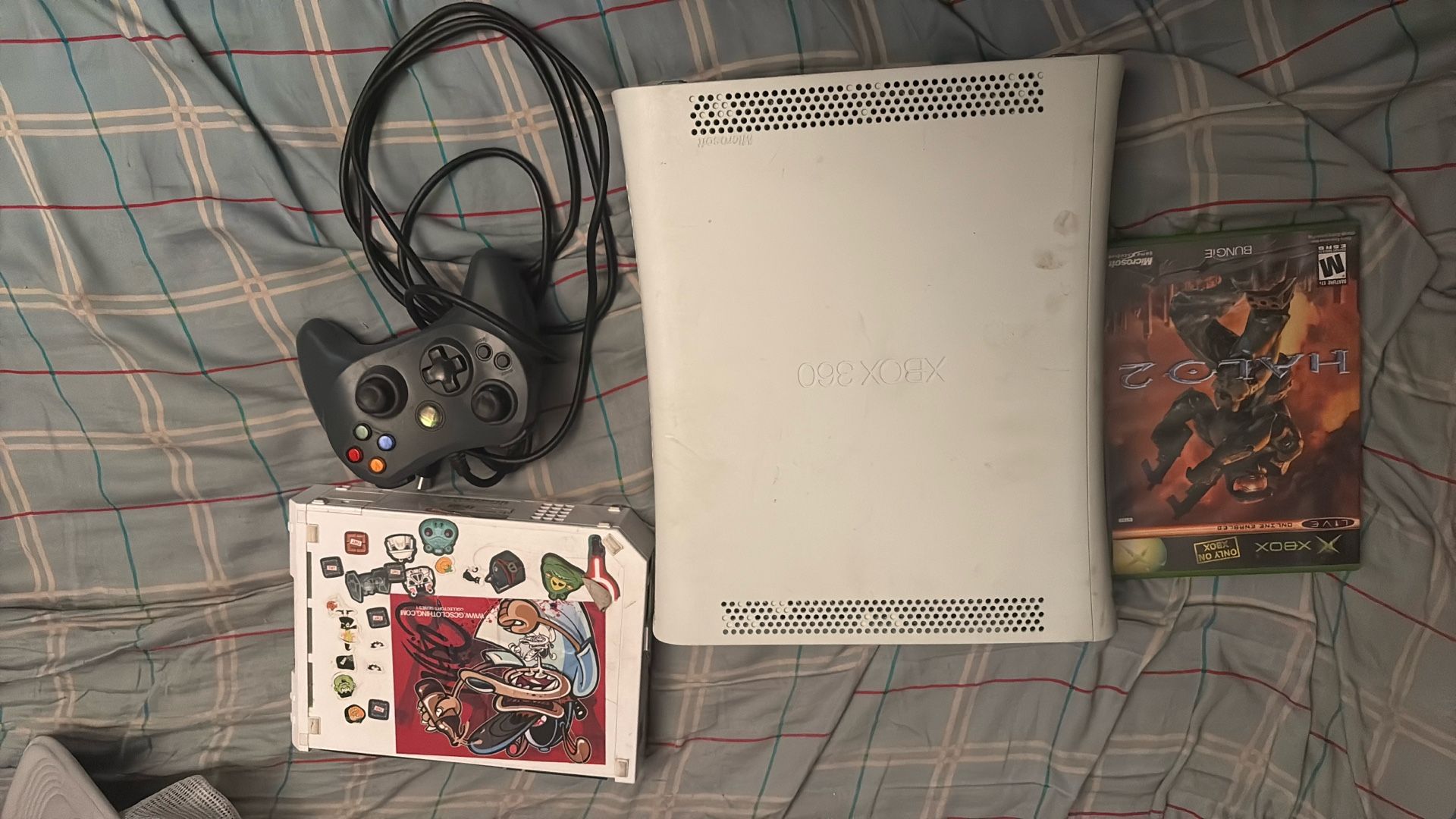 Wii And X Box 360 With Halo