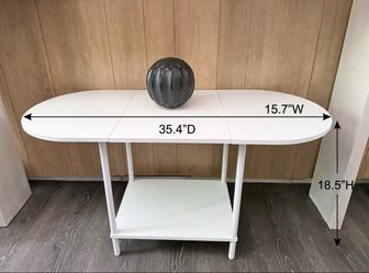 Small White Oval Coffee Table.