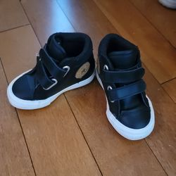 Converse shoes size 5