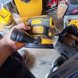Dewalt Sander 