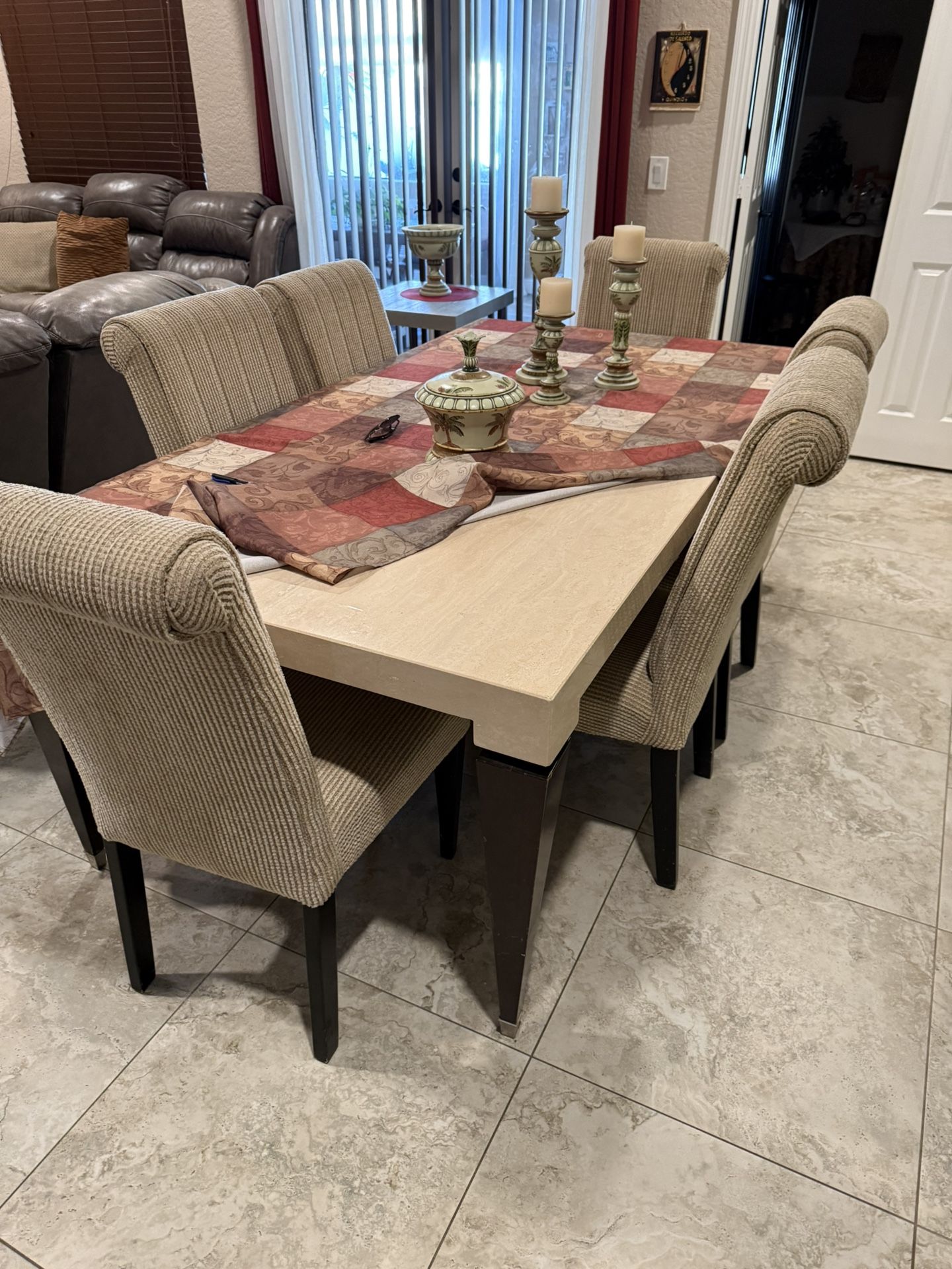 Dining Table Set 