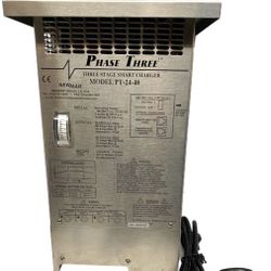 Newmar PT-24-40 Phase Three 40AMPS, 33 Amps, 230V Battery Charger 