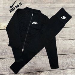 Nike 2 Piece Suit Female (Stretchable) (S/M/L)