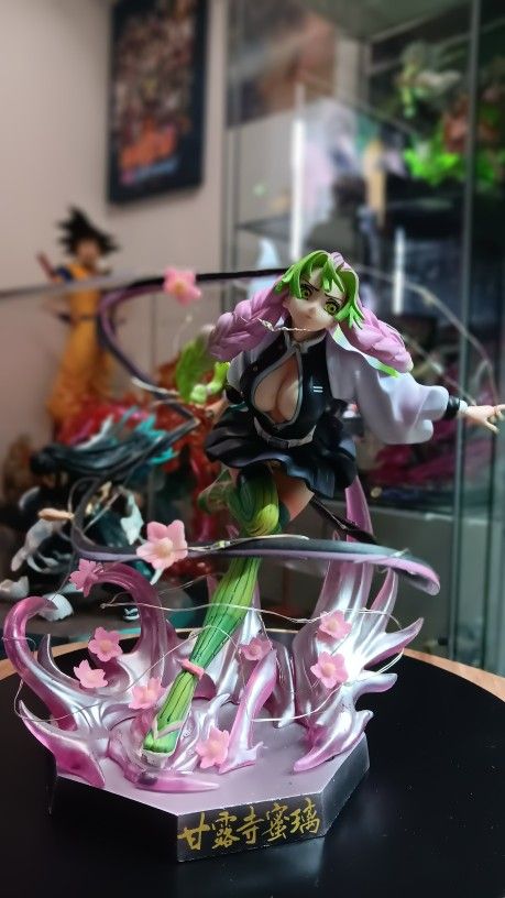 Demon Slayer - Mitsuri Kanroji PVC Statue