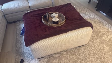 New ottoman / coffee table