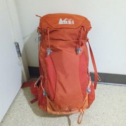REI Travers 28 Backpack 