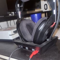 Logitech 4th gen Astro a50 wireless headset