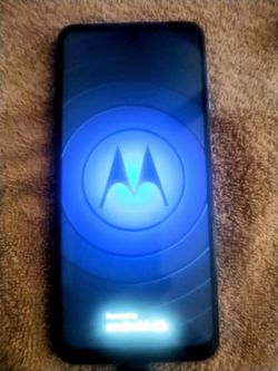 Motorola Play cellphone