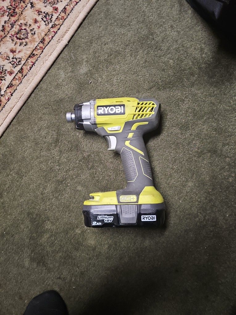 Ryobi ONE+ 1/4in IMPACT DRILL w/ Battery 