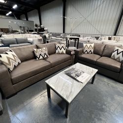 2pc Sofa & Love Seat