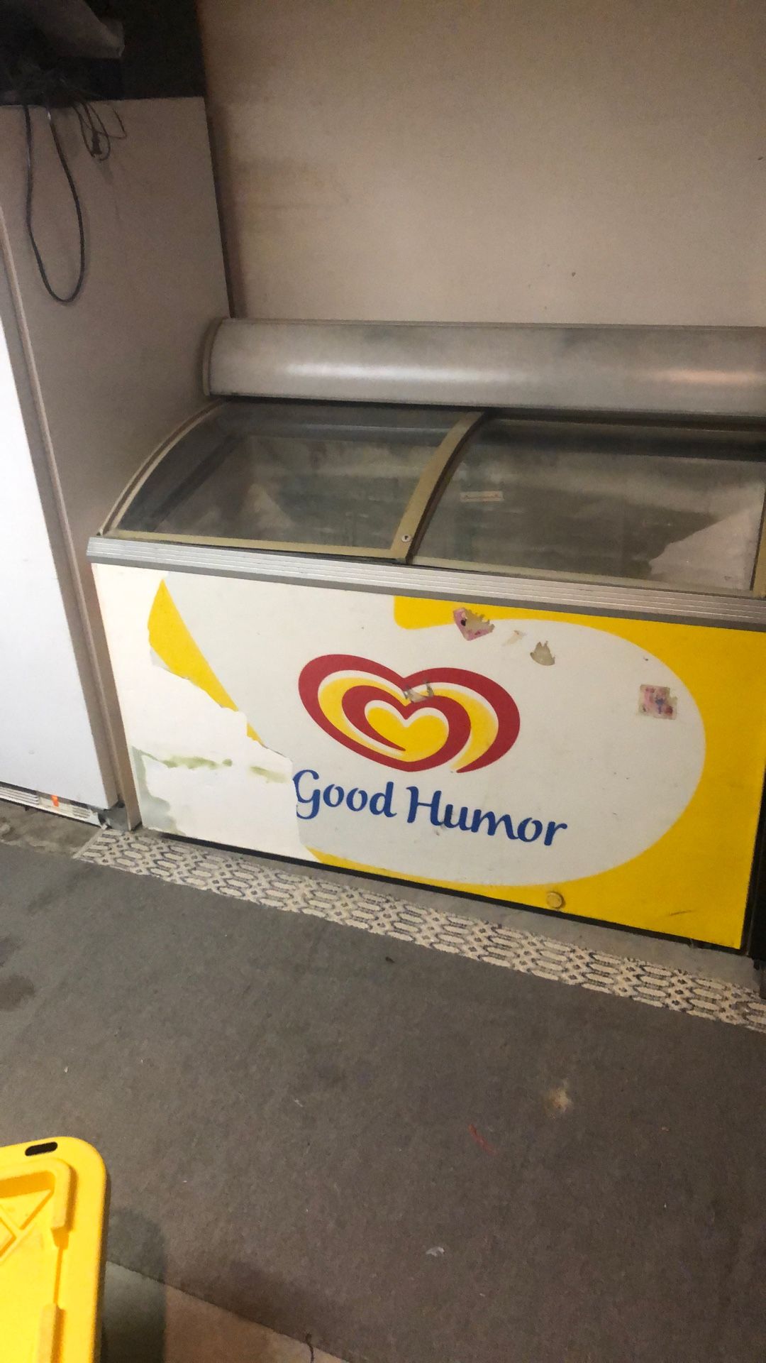 Good Humor Freezer With Top Sliding Doors