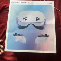 Meta Quest 3s Vr Headset Like New 