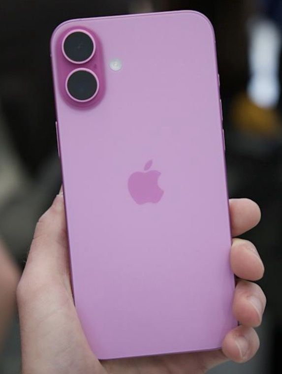 iPhone 16 Pink