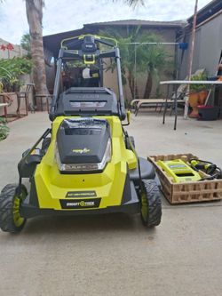 Ryobi 80V HP  30" Brushless Whisper Series  Self-Propelled Lawn Mower Kit