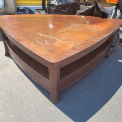 Wooden Coffee Table Nice! Needs a Little tlc
