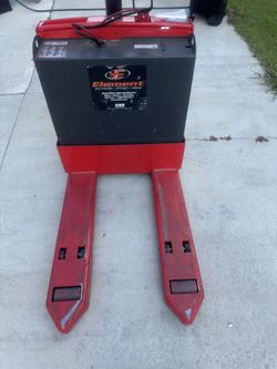 raymond pallet jack