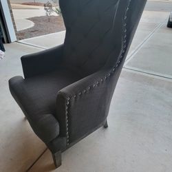 2 Chairs Need Gone Today