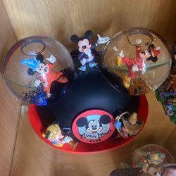 Disney Mickey Mouse Ears Water Globe