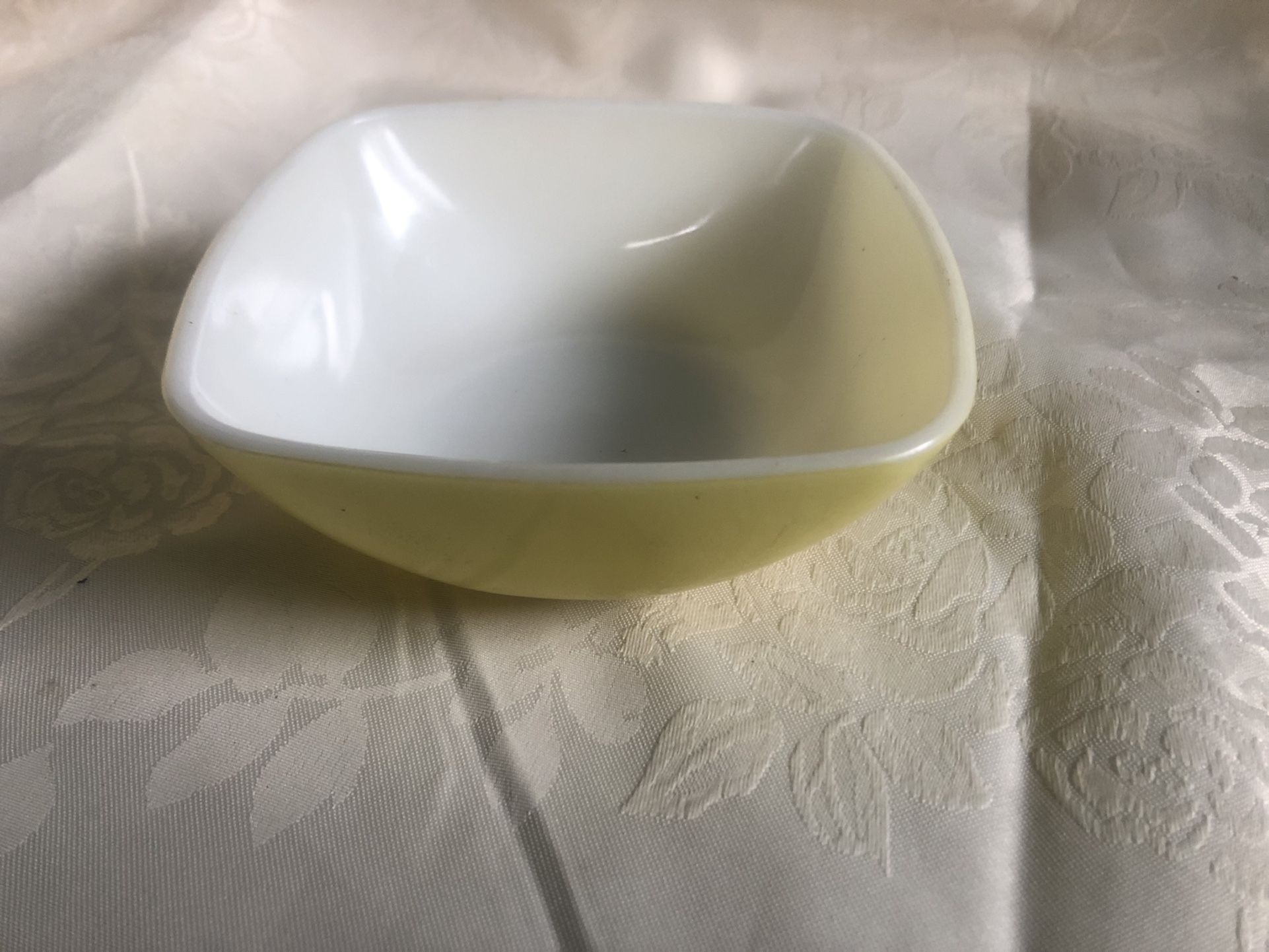 Vintage Pyrex Bowl 410 12 Oz Excellent Condition No Chips Or Nicks
