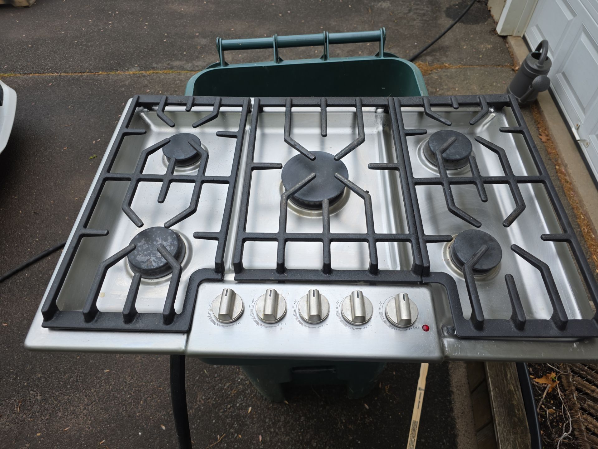 Bosch gas 5 burner cooktop