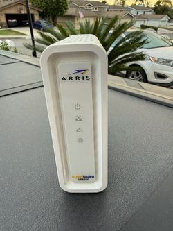 Arris Surfboard SB8200 High Speed Modem