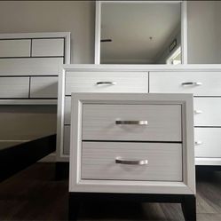 Get a Full or Queen Size Bed With Dresser & Mirror and Night Stand  — all for just $698! 