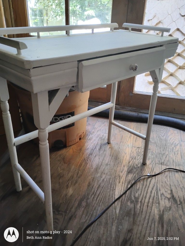 Small White Antique Desk