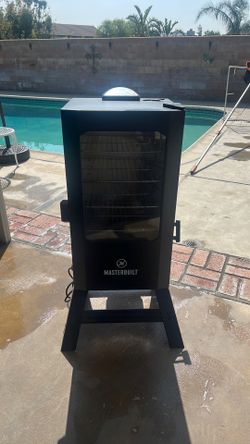 Masterbuilt electric smoker