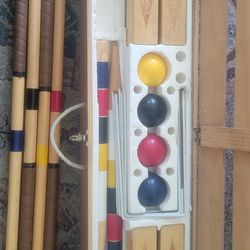 Vintage Old School Sports Gold Edition Croquet Set with Wood Carry Crate