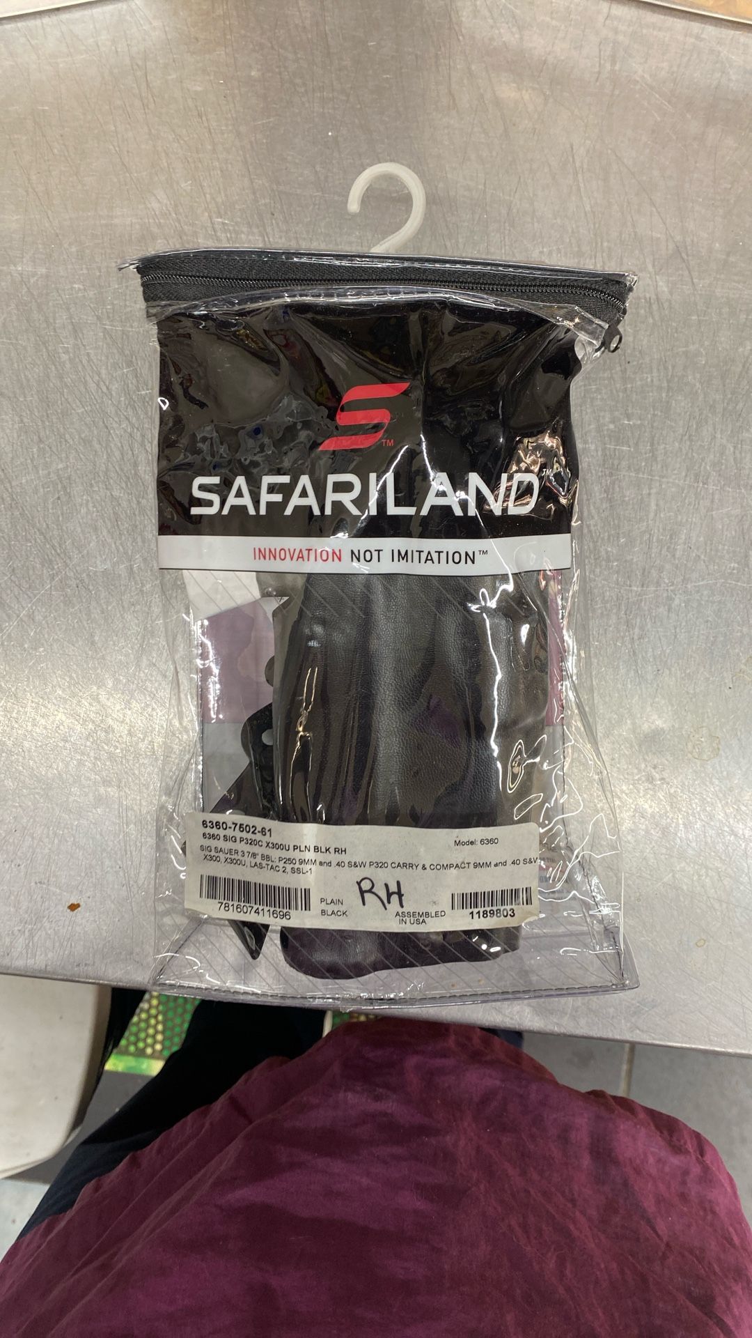 Safari land Gun Holster Brand New RH
