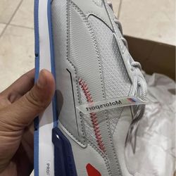 PUMA BMW MMS LOW RACER SNEAKERS SHOES COMFORT SIZE 10.5 CUSHIONED (With BOX)