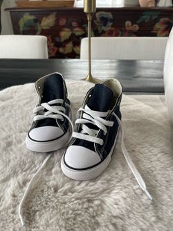 Converse black sz 10 toddler